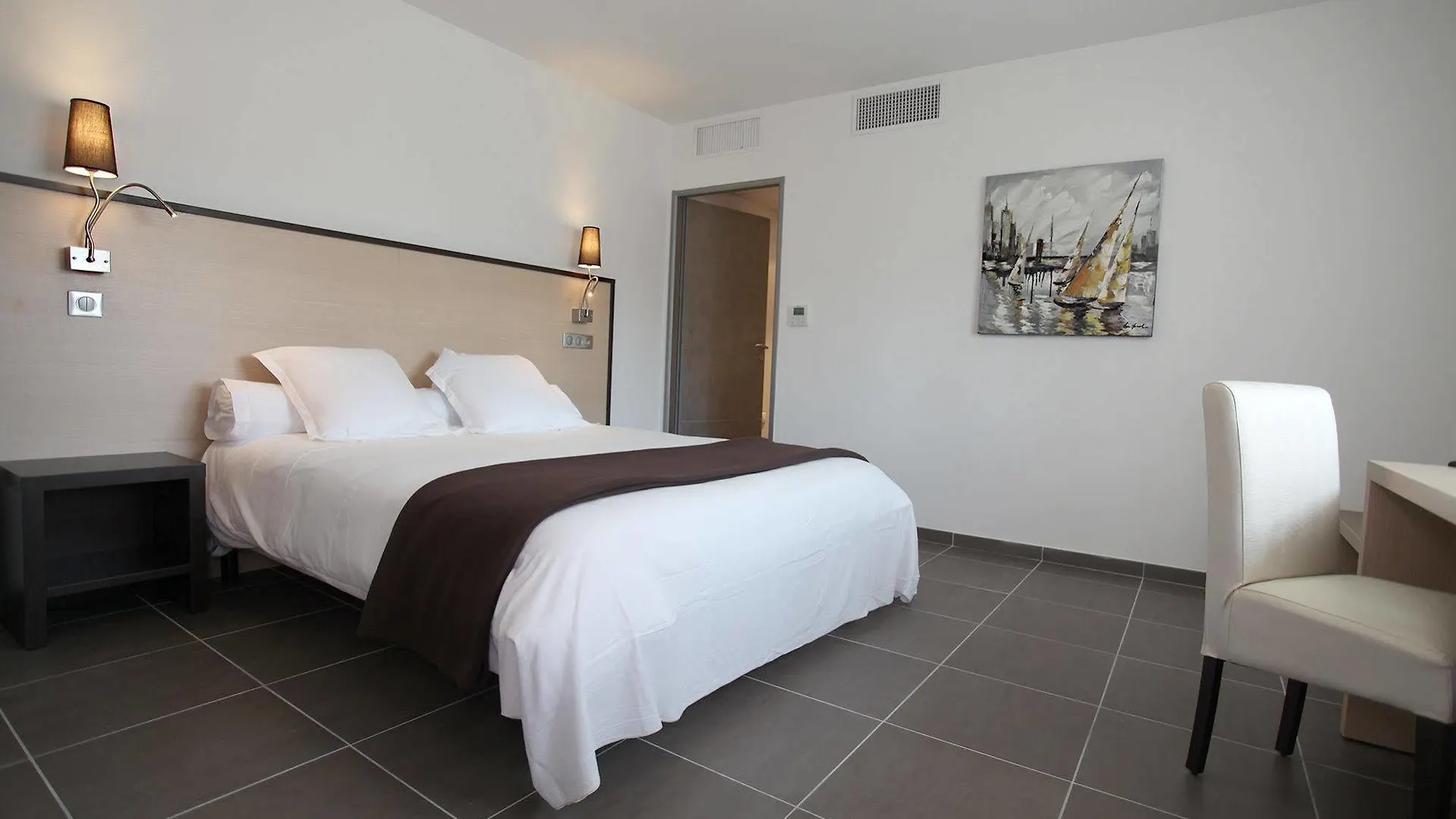 Hotel Restaurant Les Pielettes Le Rove
